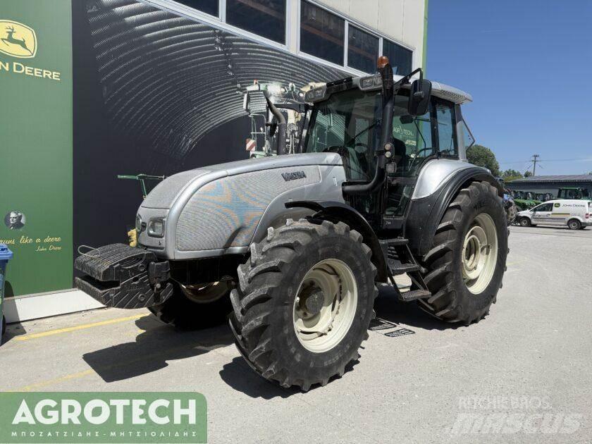 Valtra T120-4 Traktorok