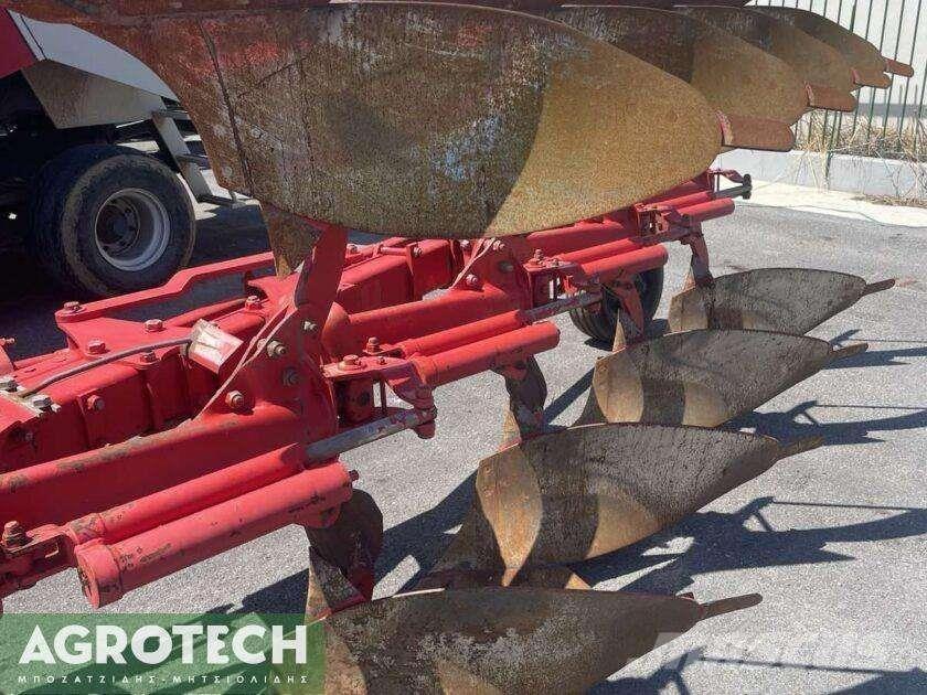 XΜS 950 VARIO S Traktorok
