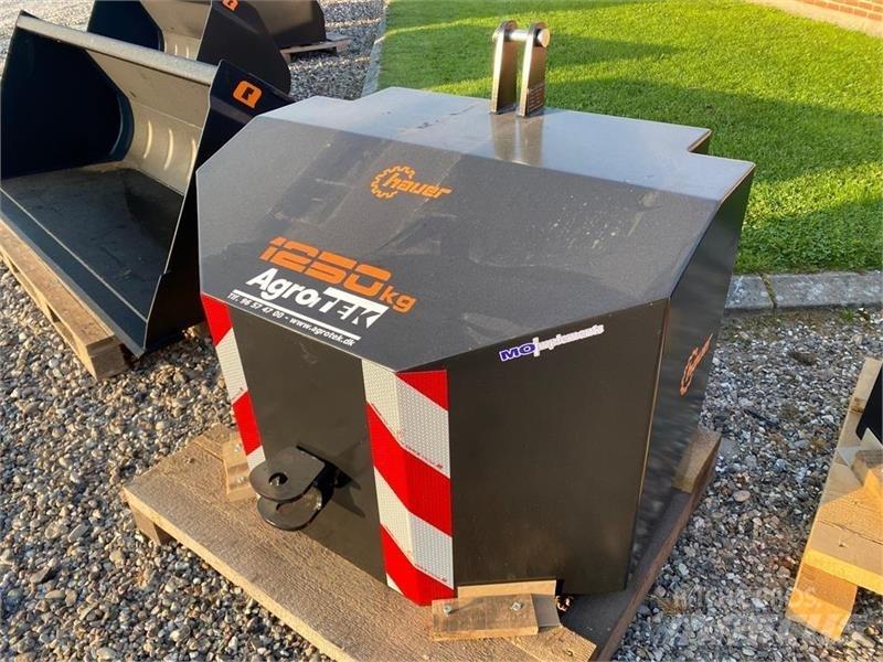 Hauer 1250 kg Egyéb traktor tartozékok