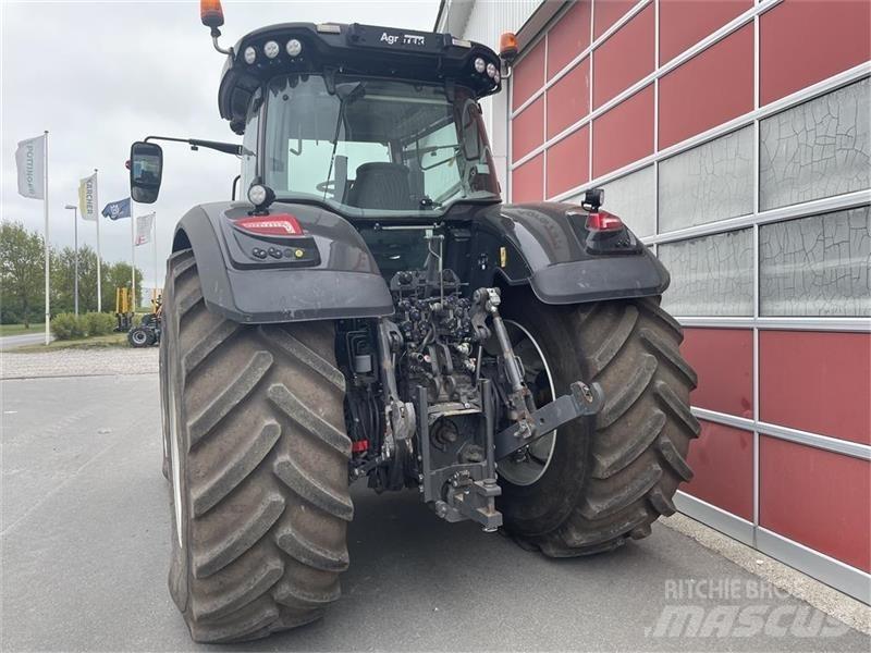 Valtra S394 Traktorok