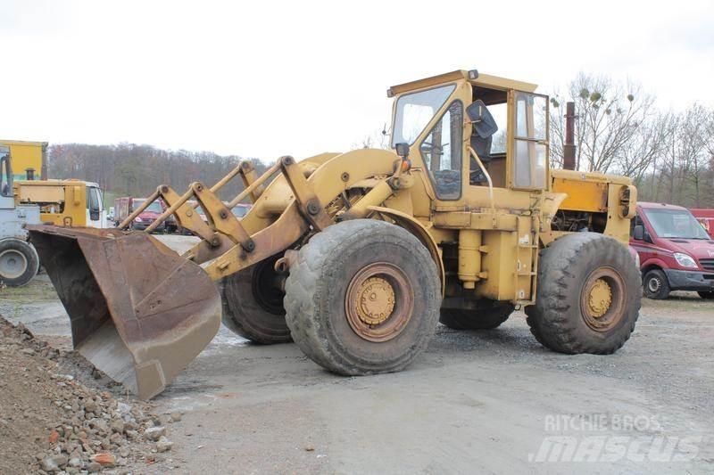 CAT 966 C Gumikerekes homlokrakodók