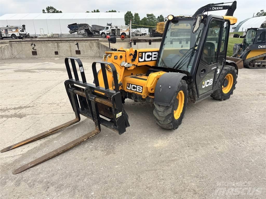 JCB 525-60 Teleszkópos rakodók