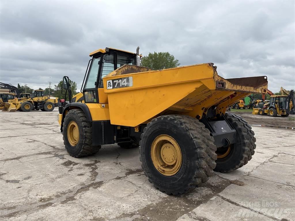 JCB 714 Csuklósdömperek
