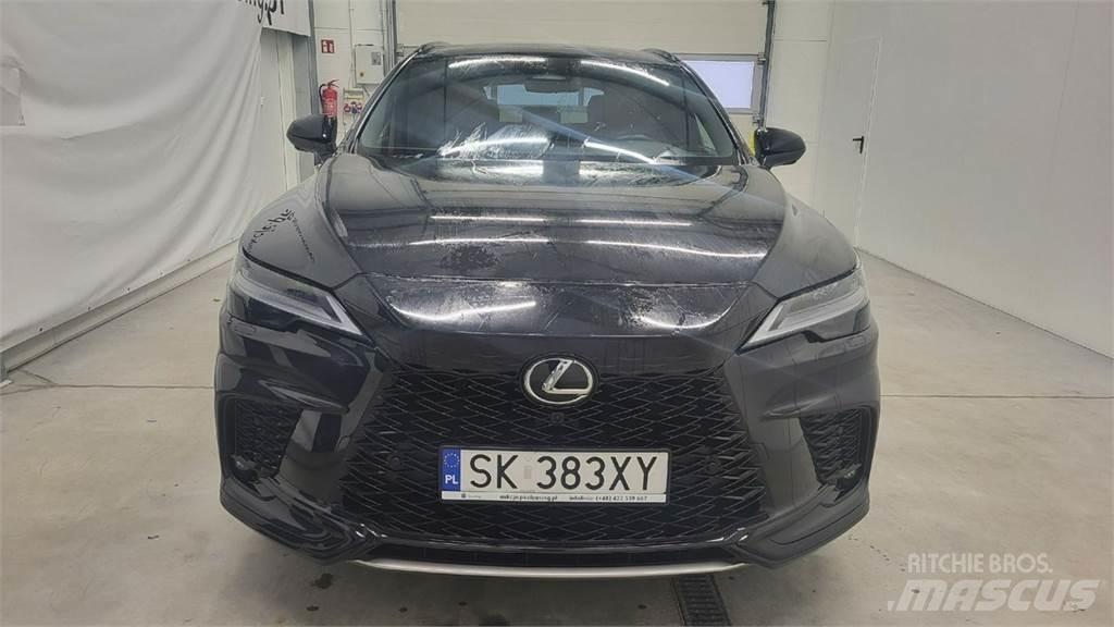 Lexus RX Kistehergépjárművek