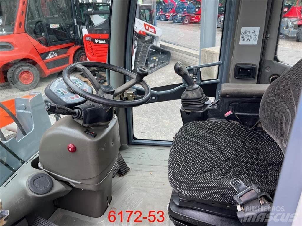 Atlas AR 65 Gumikerekes homlokrakodók