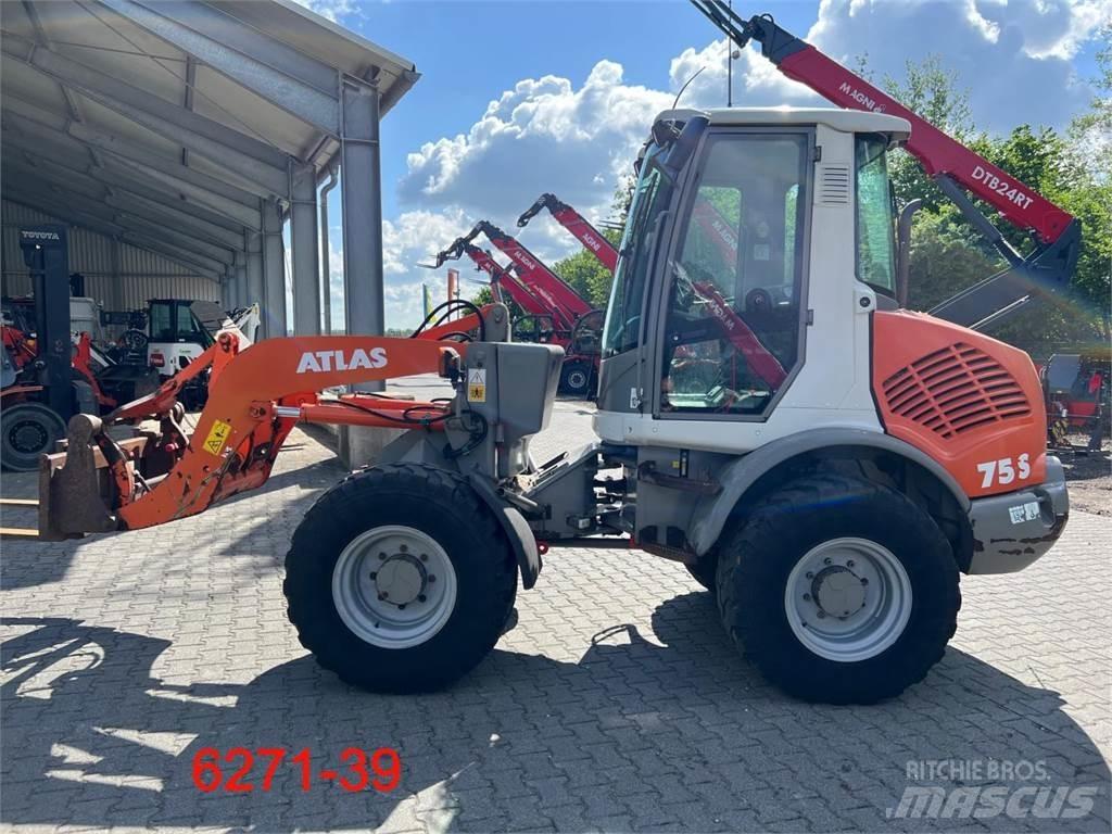 Atlas AR 75 s Gumikerekes homlokrakodók