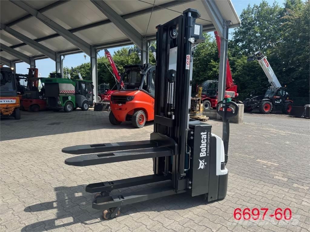 Bobcat BSL 12 N-7i Gyalogkíséretű targonca