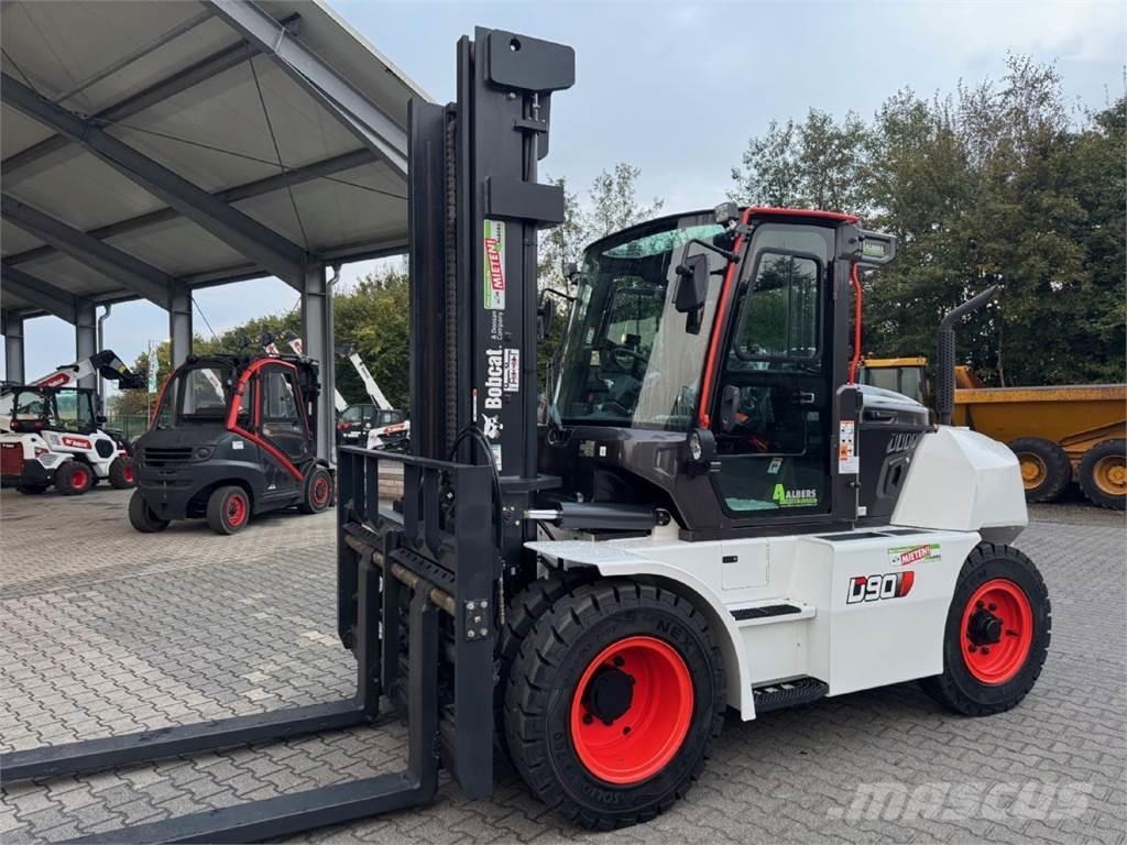 Bobcat D 90 S 9 Dízel targoncák