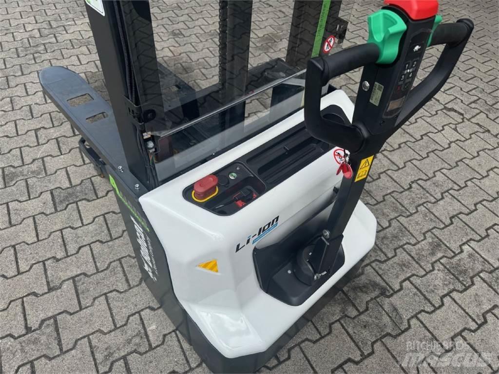 Bobcat LSM12N-7 i Gyalogkíséretű targonca