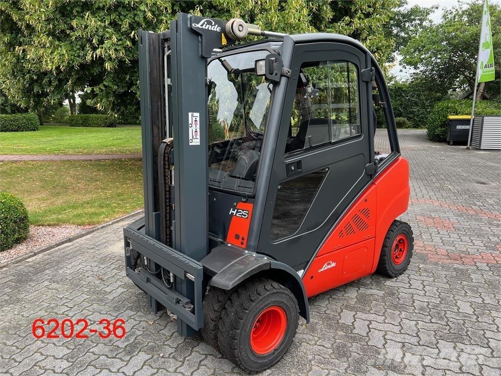 Linde H 25 D 01 Dízel targoncák
