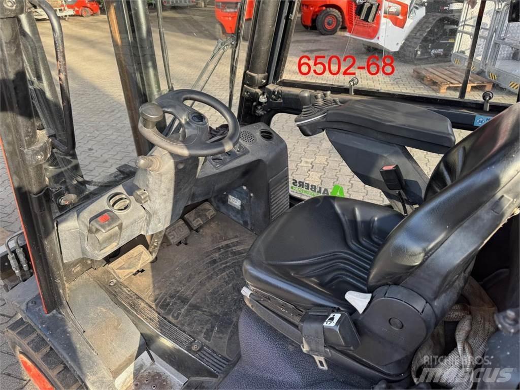 Linde H 30 T Gázüzemű targoncák
