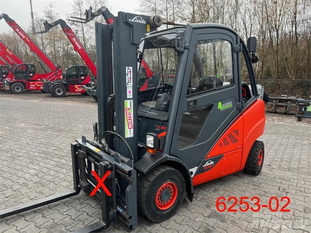 Linde H 30 T 02 EVO Gázüzemű targoncák