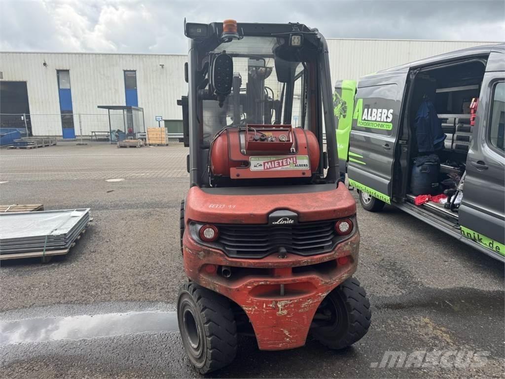 Linde H 35 T 01 Gázüzemű targoncák