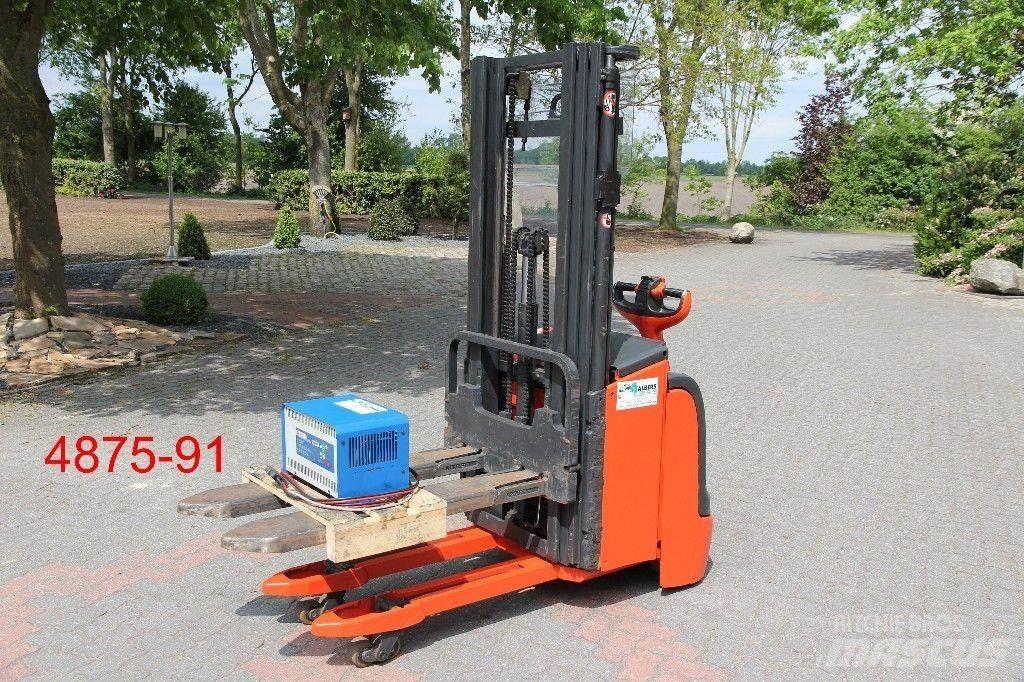 Linde L 16 i Gyalogkíséretű targonca