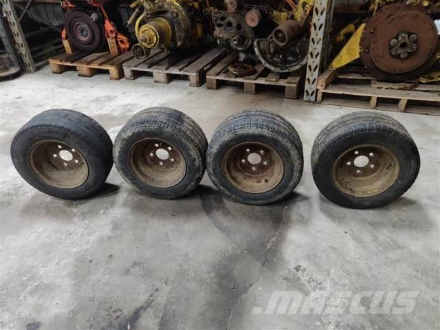  10 195/55R10 Járműszállító pótkocsik