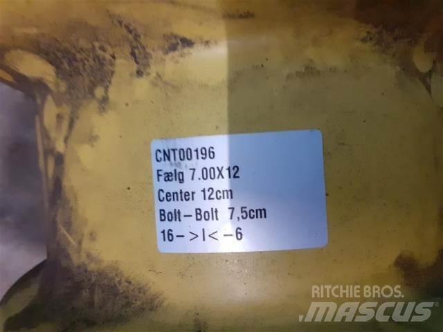  12'' 7.00x12 Gumiabroncsok, kerekek és felnik