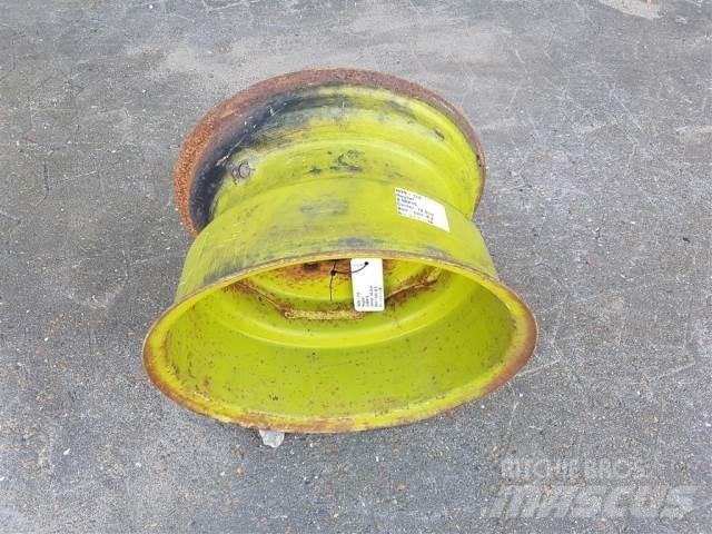  15 9.00X15 Gumiabroncsok, kerekek és felnik