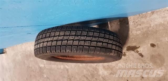  16 195/75R16 Gumiabroncsok, kerekek és felnik