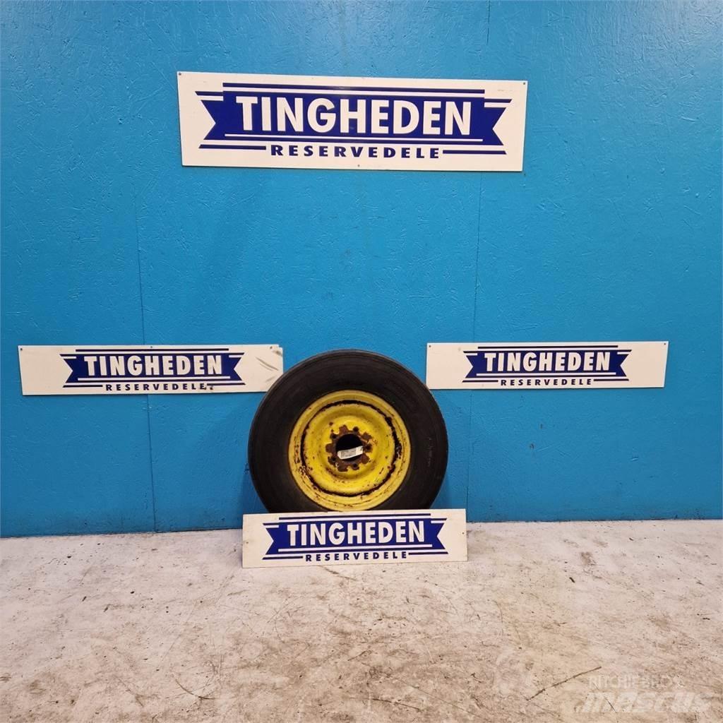  16 6.50R16 LT Gumiabroncsok, kerekek és felnik
