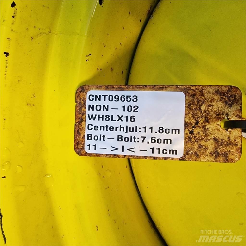  16 WH8Lx16 Gumiabroncsok, kerekek és felnik
