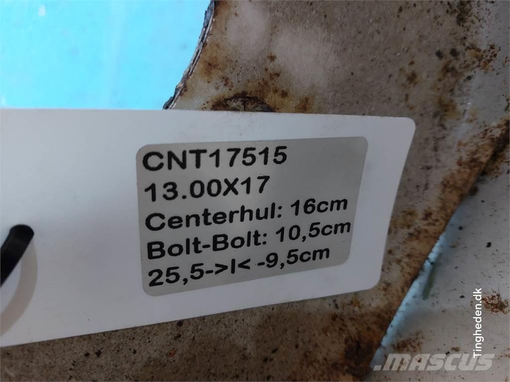  17 13.00X17 Gumiabroncsok, kerekek és felnik