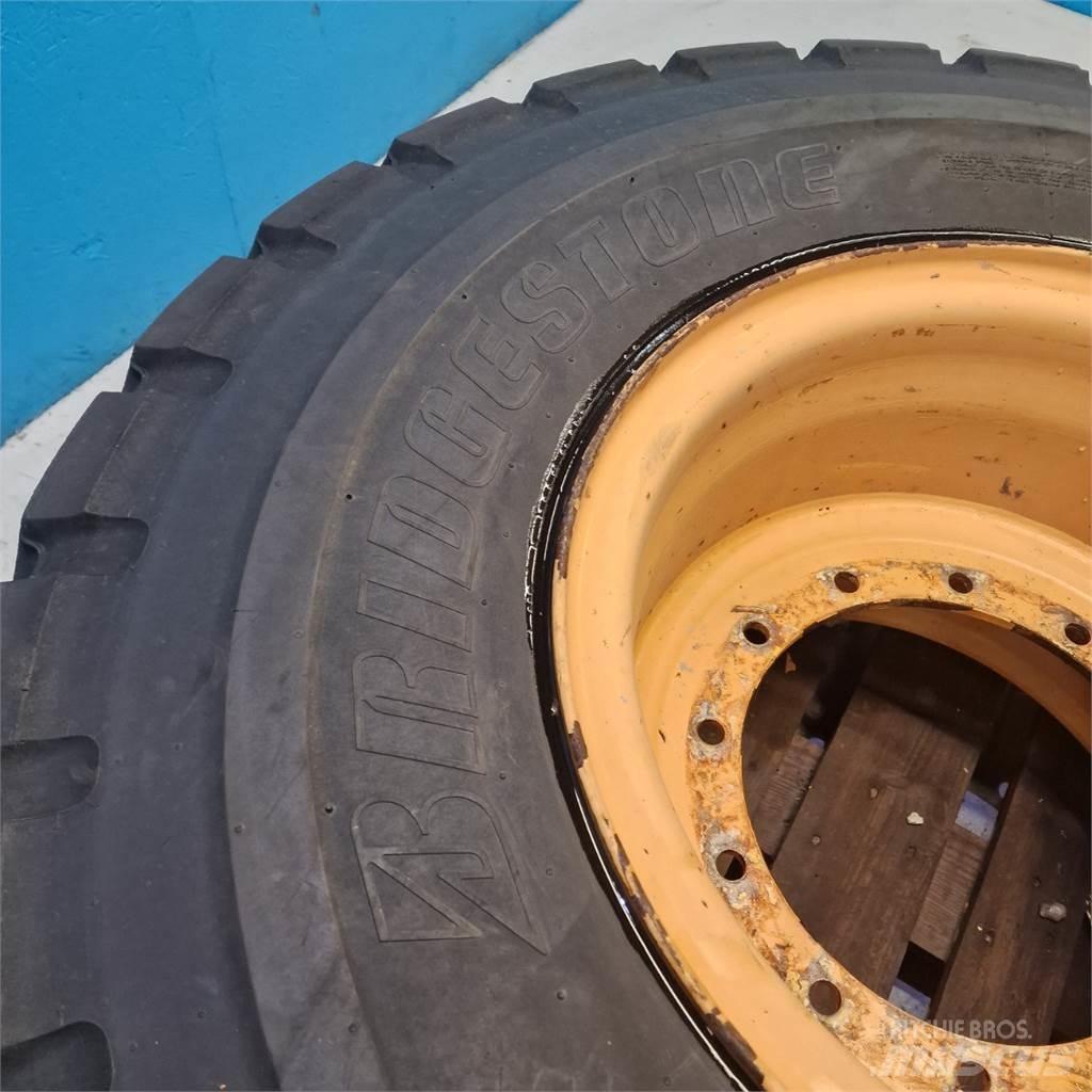  25 20.5R25 Gumiabroncsok, kerekek és felnik