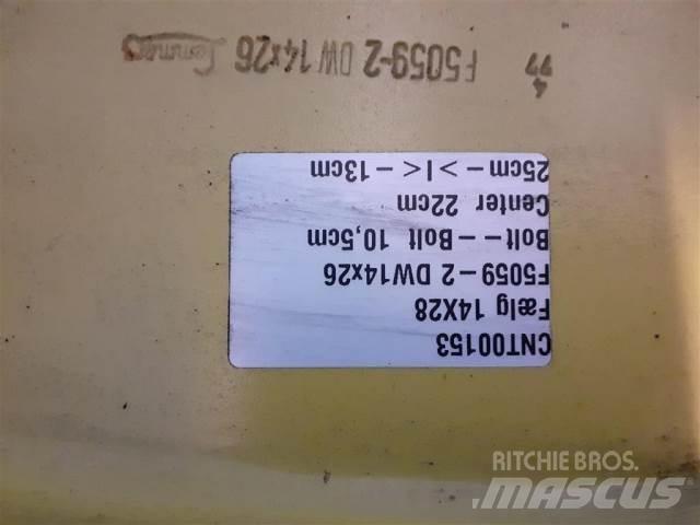  26'' 14x26 Gumiabroncsok, kerekek és felnik