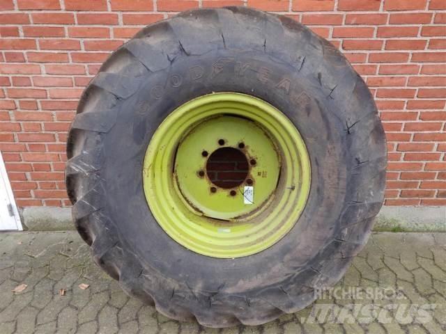  26 23.1/18-26 Gumiabroncsok, kerekek és felnik