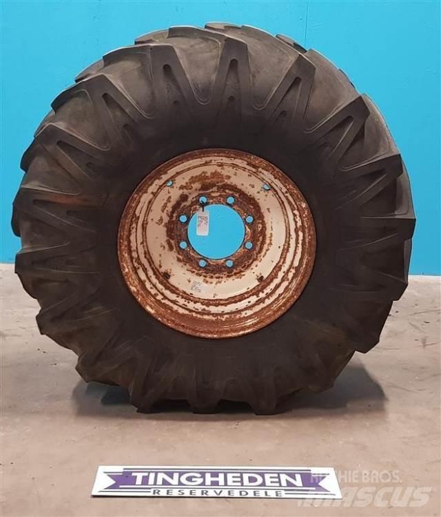  26 23.1-26 Gumiabroncsok, kerekek és felnik