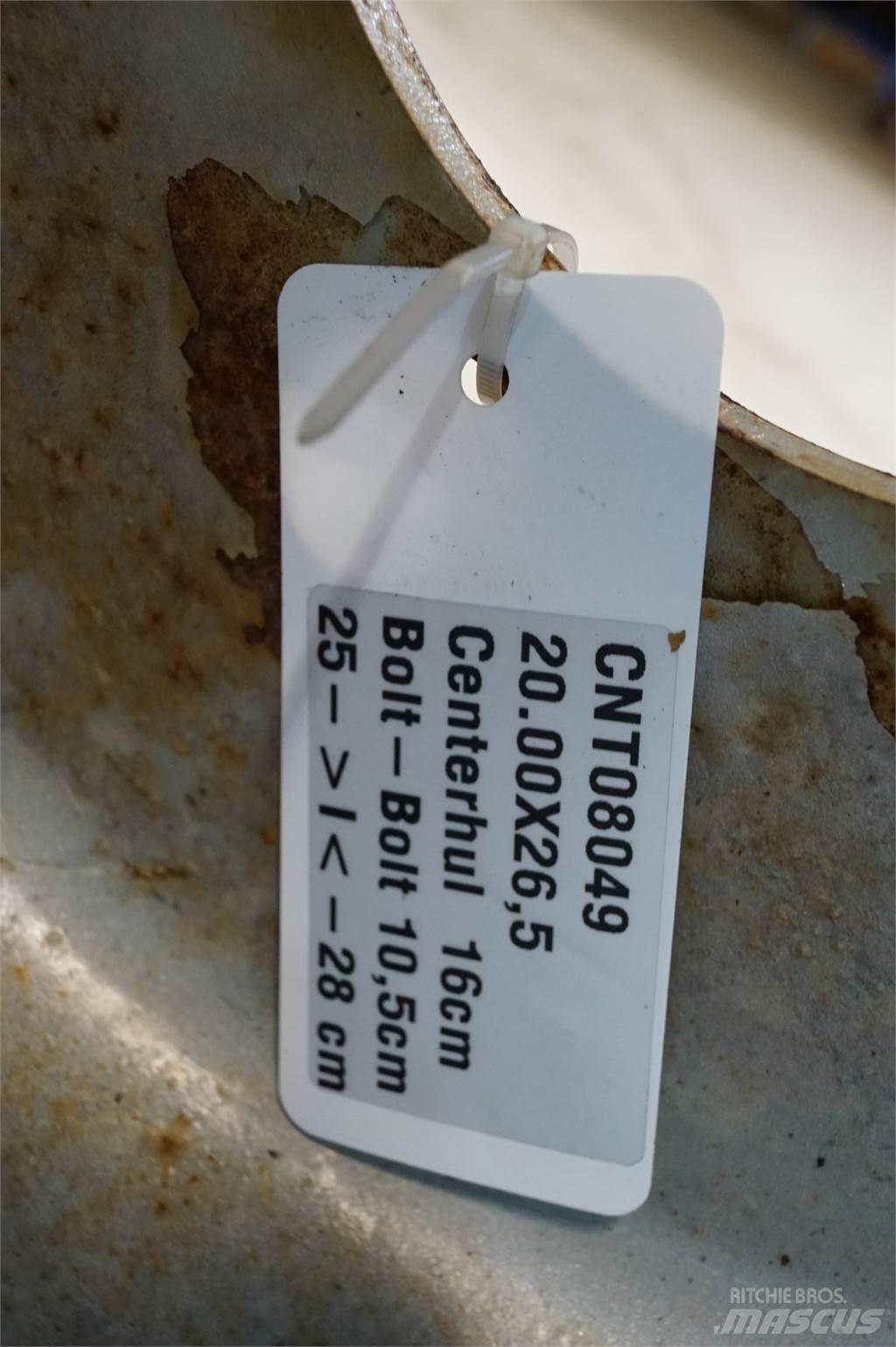  26.5 20.00X26.5 Gumiabroncsok, kerekek és felnik