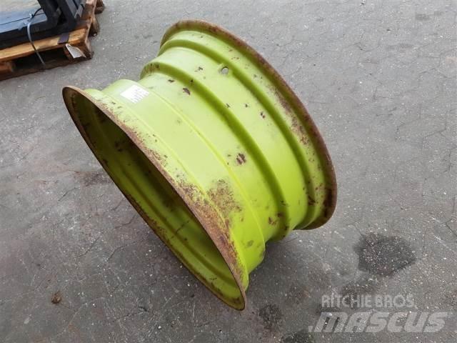 26 DW12X26 Gumiabroncsok, kerekek és felnik