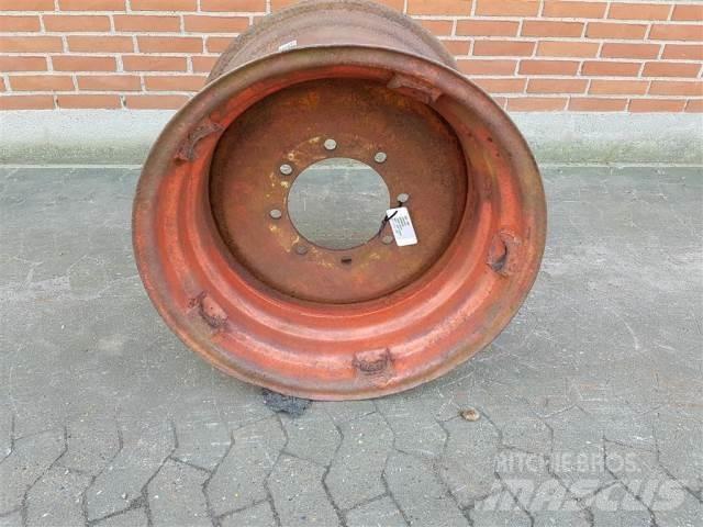  26 DW20X26 Gumiabroncsok, kerekek és felnik