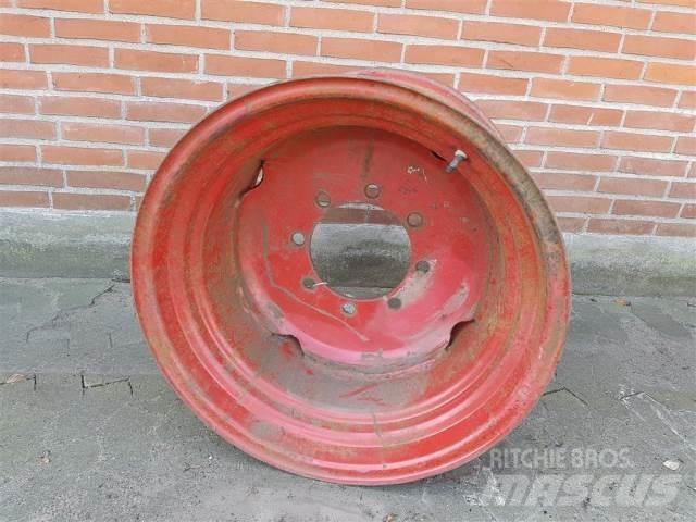  26 DW20X26 Gumiabroncsok, kerekek és felnik