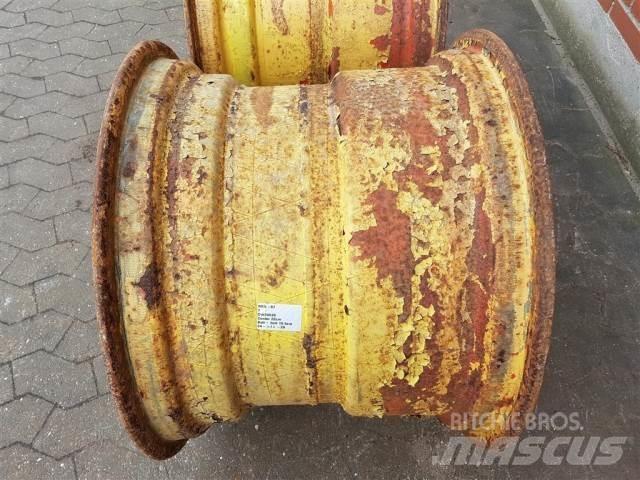  26 DW20X26 Gumiabroncsok, kerekek és felnik