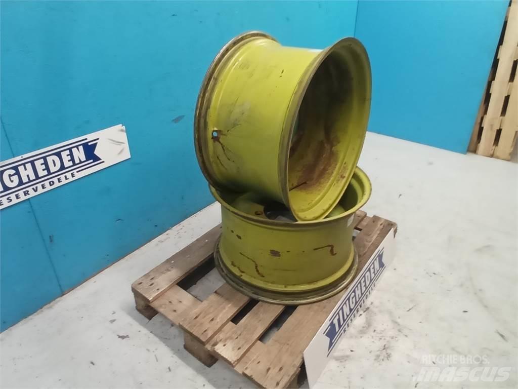  26 W15LX26 Gumiabroncsok, kerekek és felnik