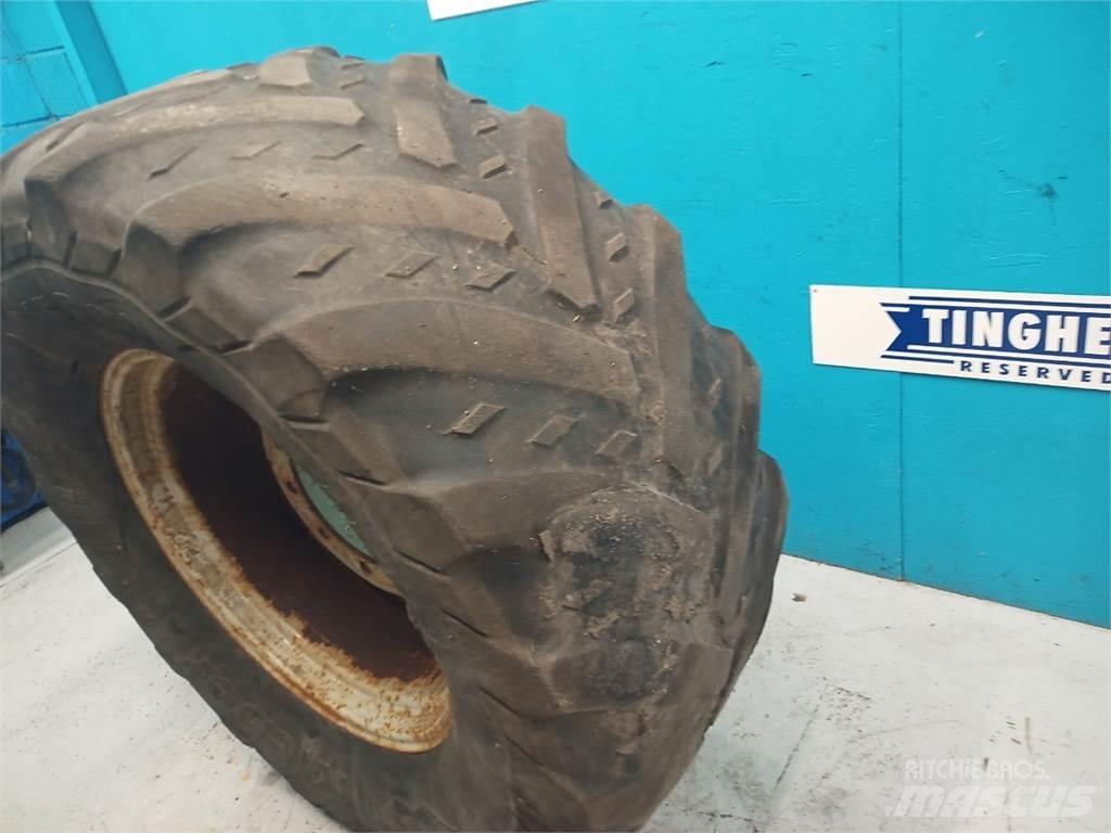  28 540/65R28 Gumiabroncsok, kerekek és felnik