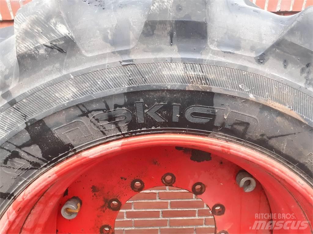  34 600/65R34 Gumiabroncsok, kerekek és felnik