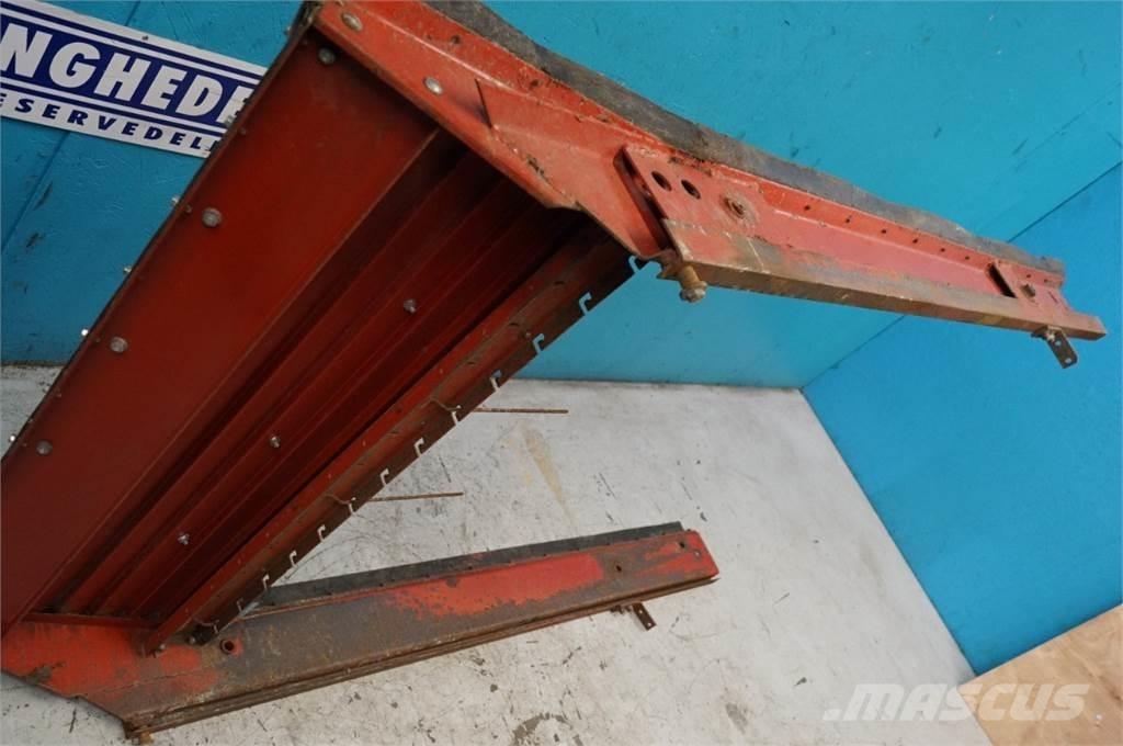 CASE 1460 Homok és Sószórók