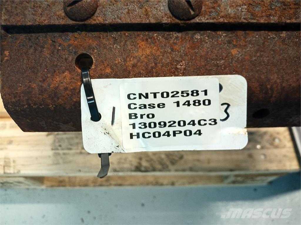 CASE 1480 Kombájn tartozékok