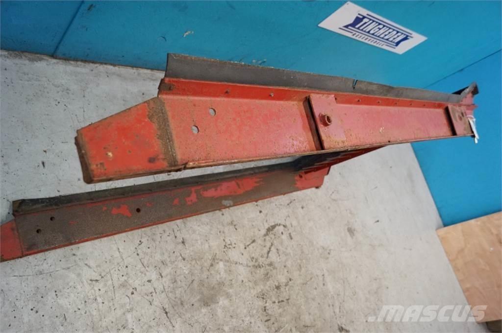 CASE 1620 Homok és Sószórók