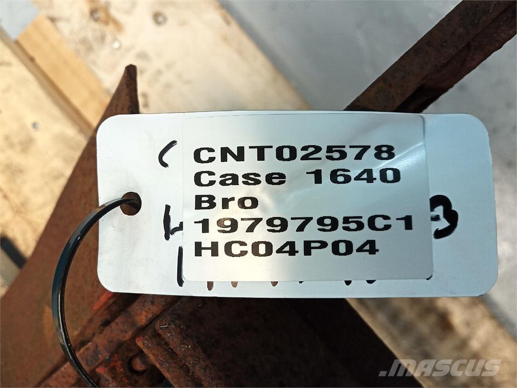 CASE 1640 Kombájn tartozékok
