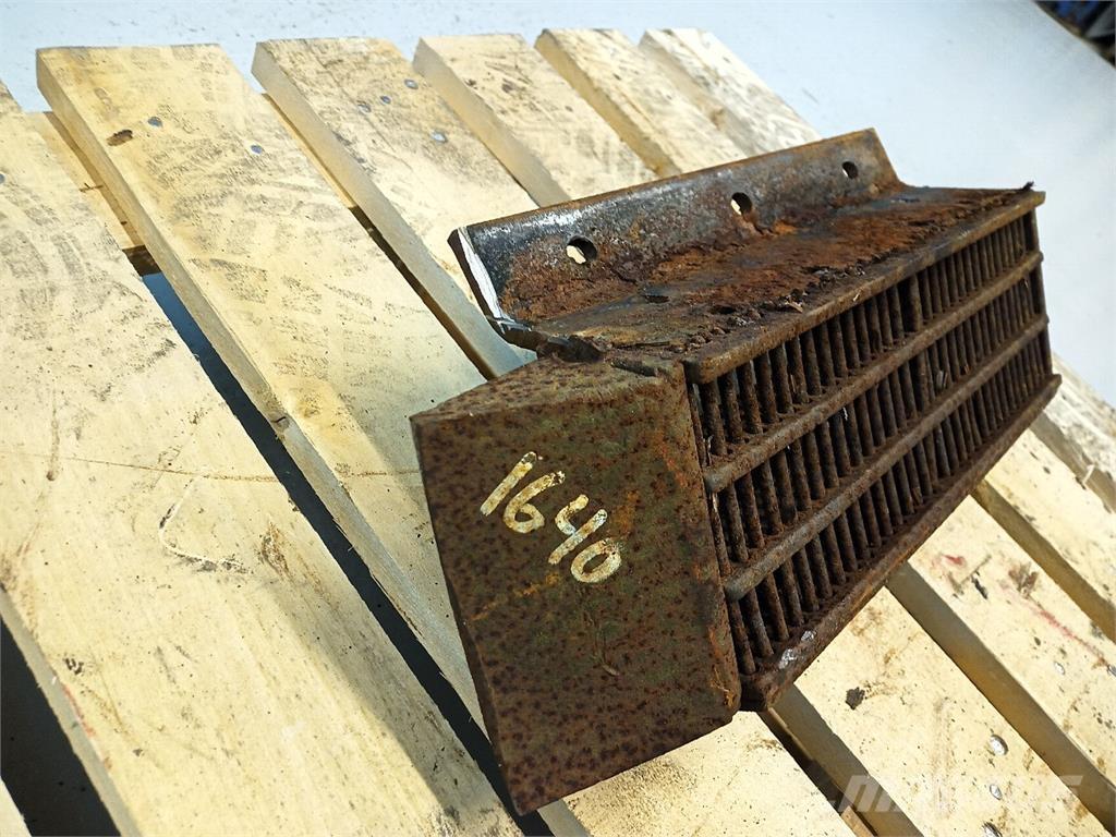 CASE 1640 Kombájn tartozékok