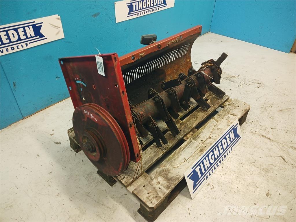 CASE 1640 Kombájn tartozékok