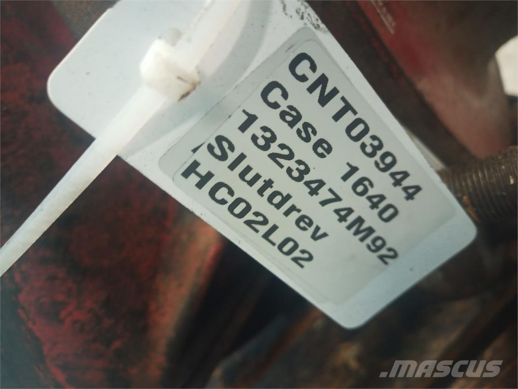 CASE 1640 Kombájn tartozékok