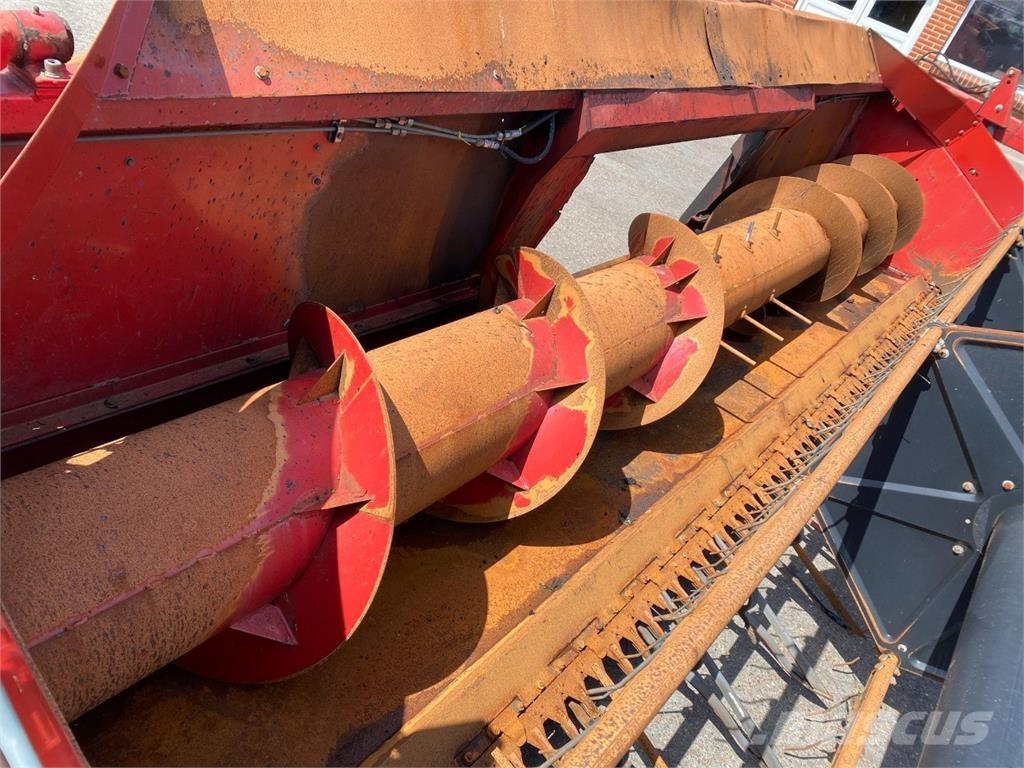 CASE 1640 Kombájn tartozékok