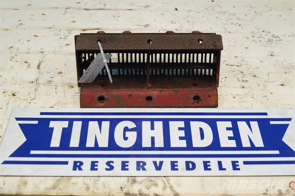 CASE 1640 Kombájn tartozékok