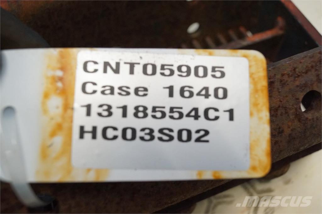 CASE 1640 Kombájn tartozékok