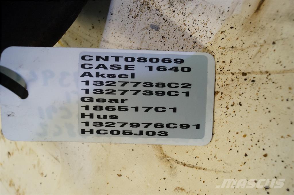 CASE 1640 Kombájn tartozékok