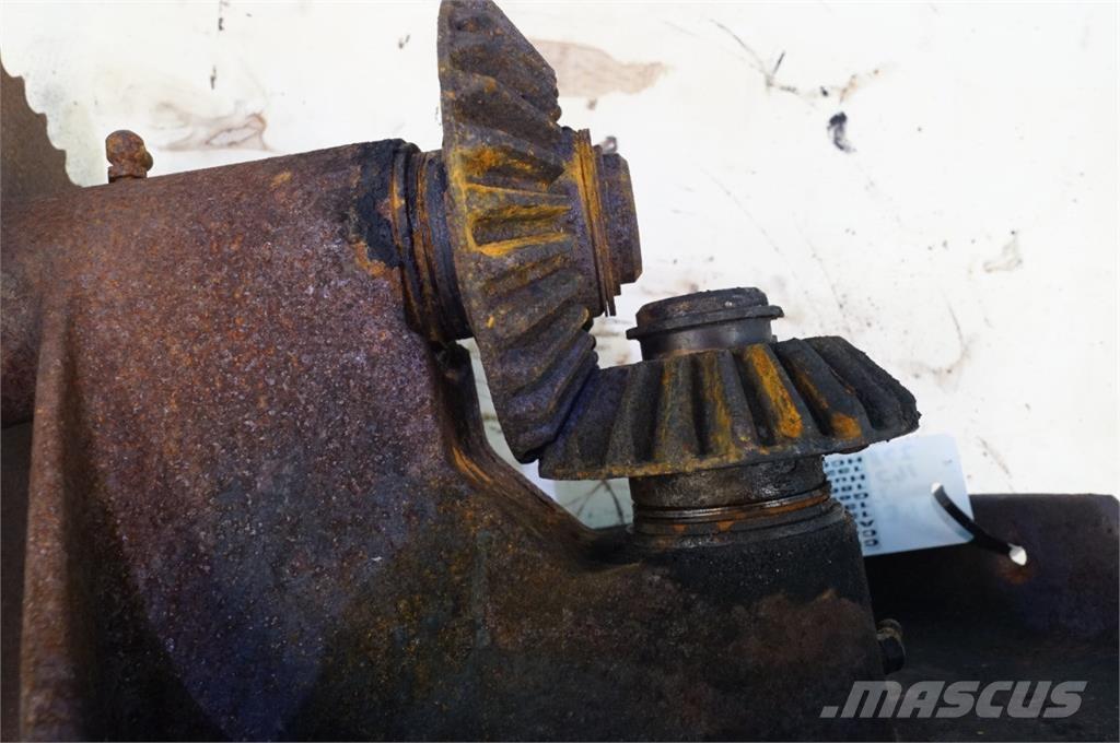 CASE 1640 Kombájn tartozékok