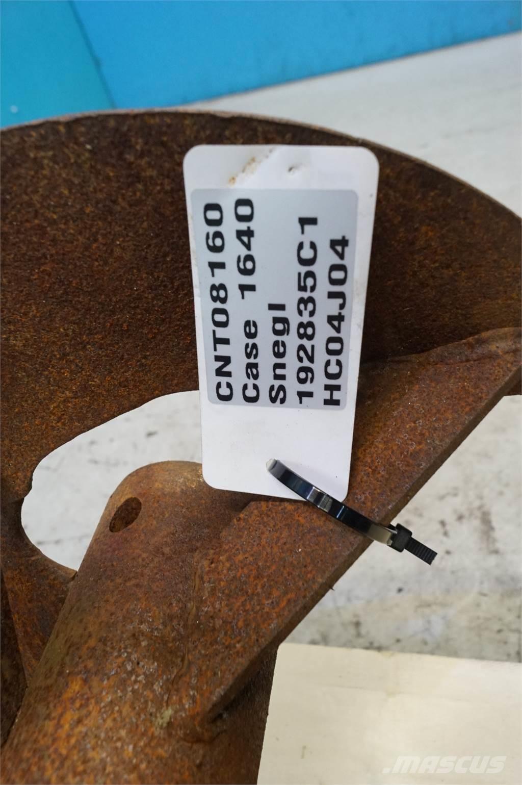 CASE 1640 Kombájn tartozékok